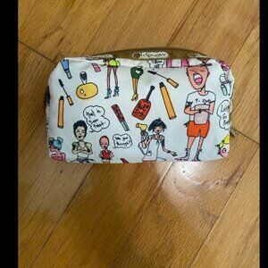Lesportsac Multicolor Cosmetic Bag Zipper PouchLeSportsac “Backstage” Amy Davis